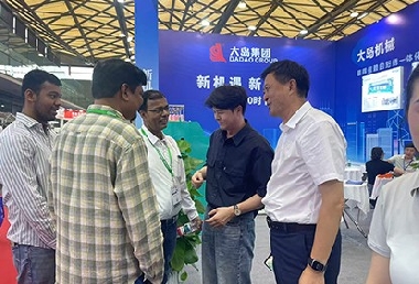 CISMA2025現場直擊 | 大島機械集團展位人氣爆棚，超高速絎繡機引全球客商矚目